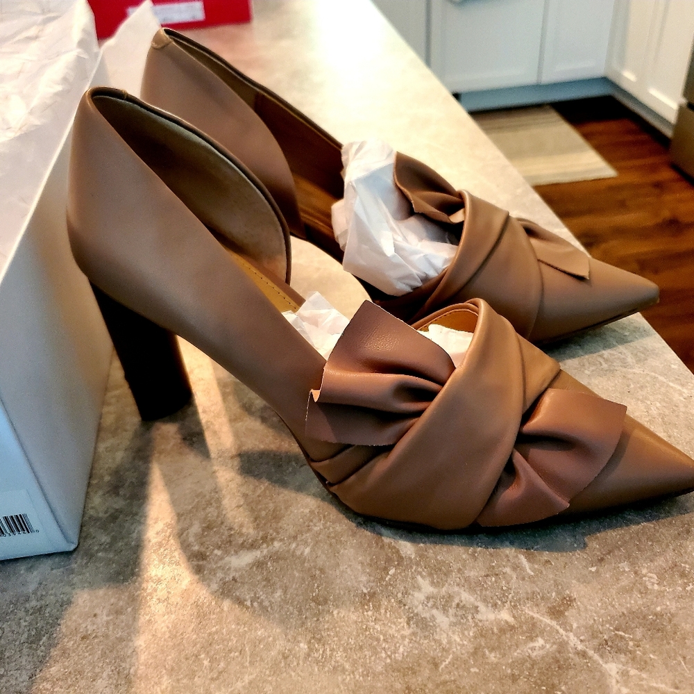 Nic Zoe Heels